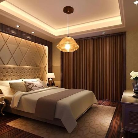 Hotel Tulip Near Delhi Airport New Delhi Exterior photo