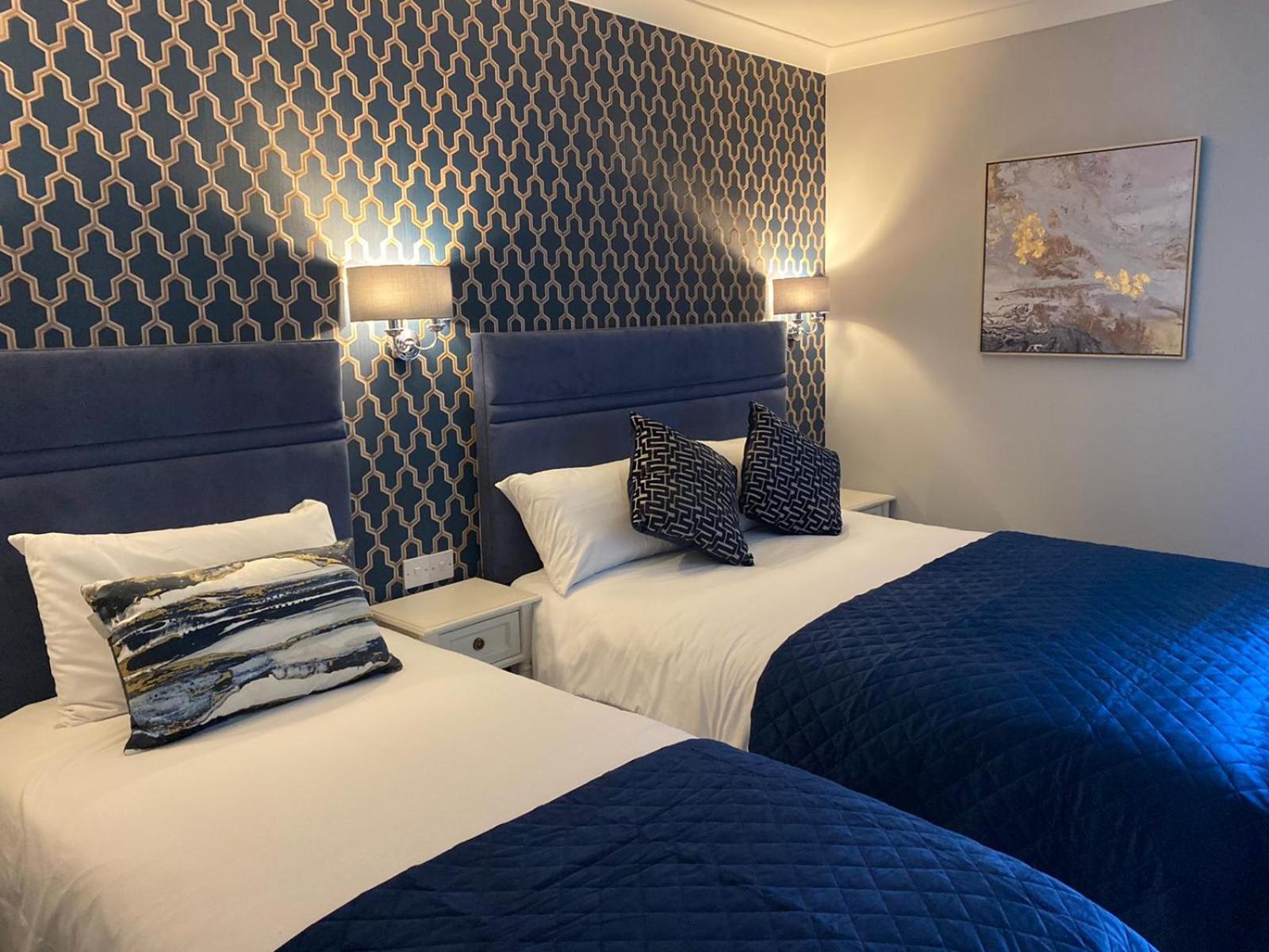 Hotel Tulip Near Delhi Airport New Delhi Room photo