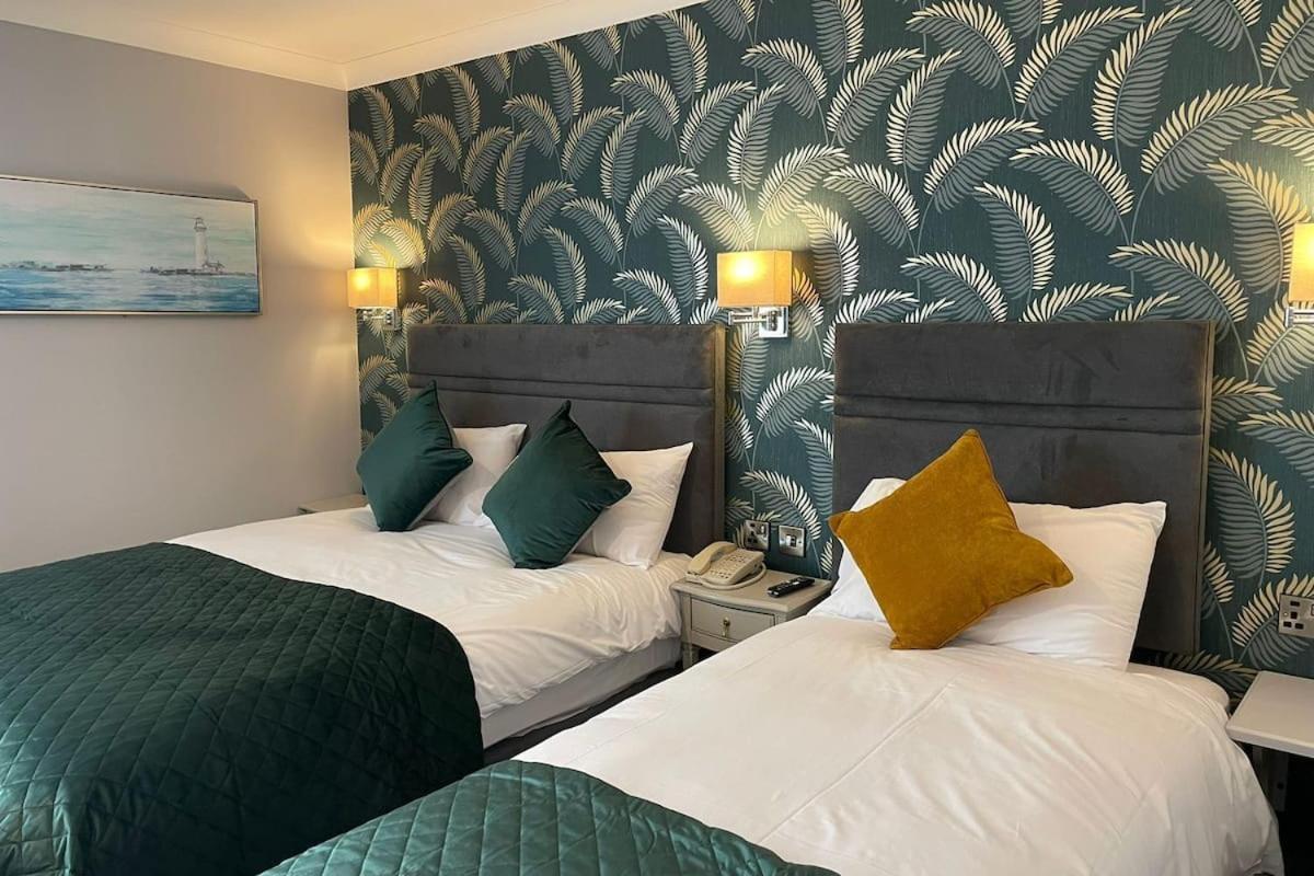 Hotel Tulip Near Delhi Airport New Delhi Room photo